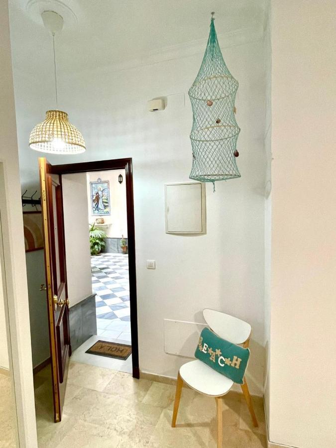 Gatu Villa Gadir, Preferente Mayores De 25 Anos Y Familias Cádiz Exterior photo