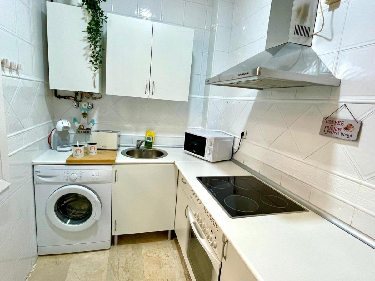 Gatu Villa Gadir, Preferente Mayores De 25 Anos Y Familias Cádiz Exterior photo