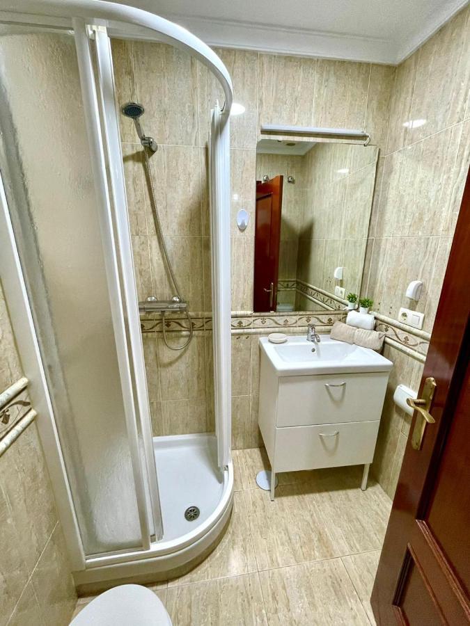 Gatu Villa Gadir, Preferente Mayores De 25 Anos Y Familias Cádiz Exterior photo